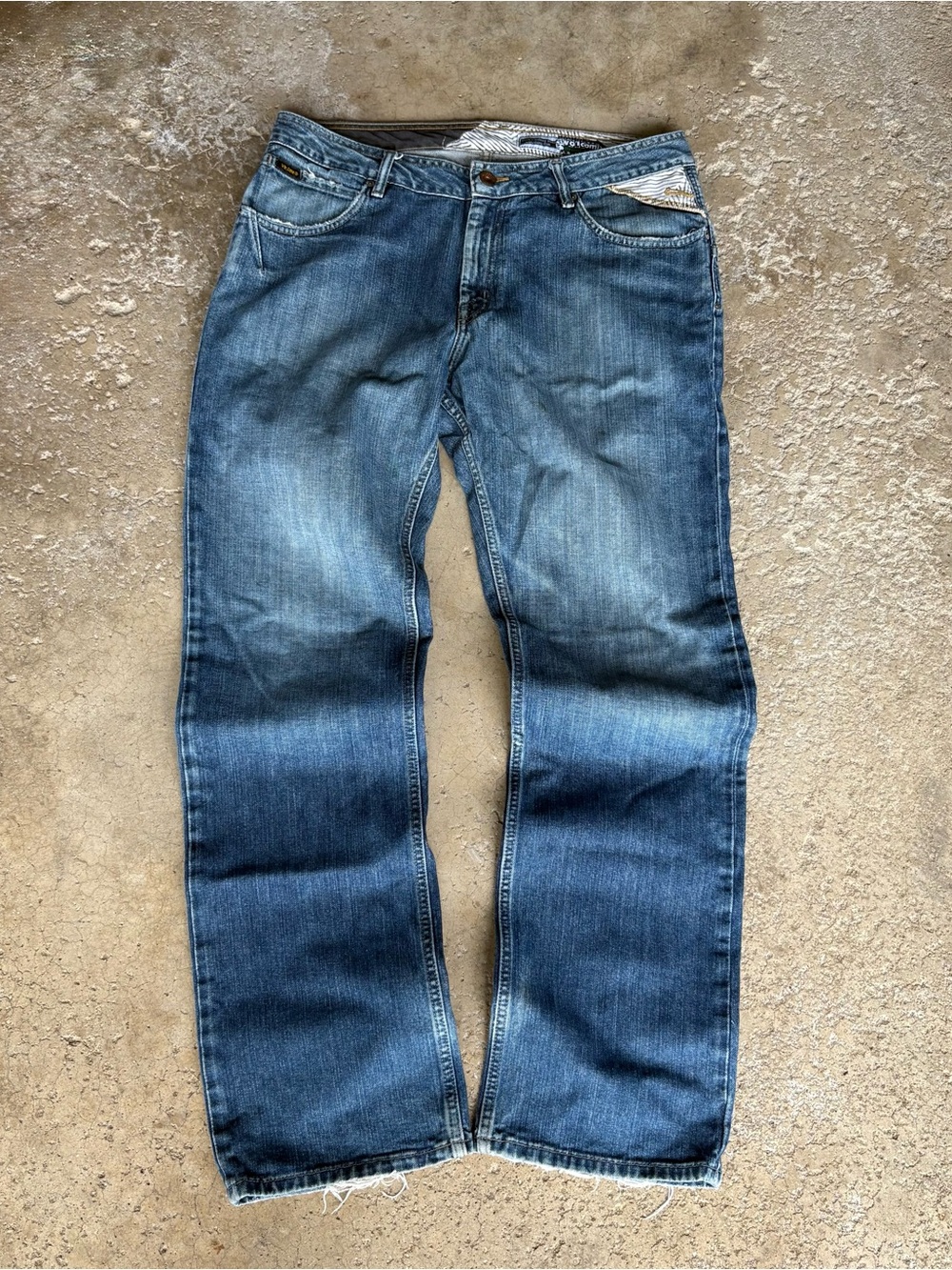 Y2K Volcom Enowen Embroidered Blue Denim Jeans Size 36x32 Surf USA Vintage Baggy - Picture 2 of 9